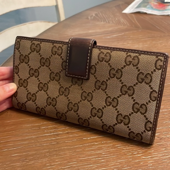 GUCCI brown canvas long wallet, double snap sides - Used authentic - Picture 2 of 12